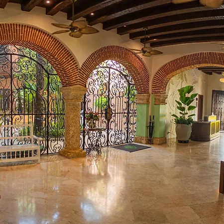 Hotel Capellan De Getsemani 5*