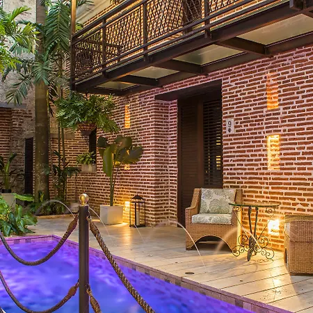 Capellan De Getsemani Hotel